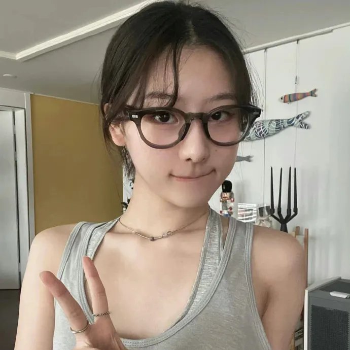 模模糊糊